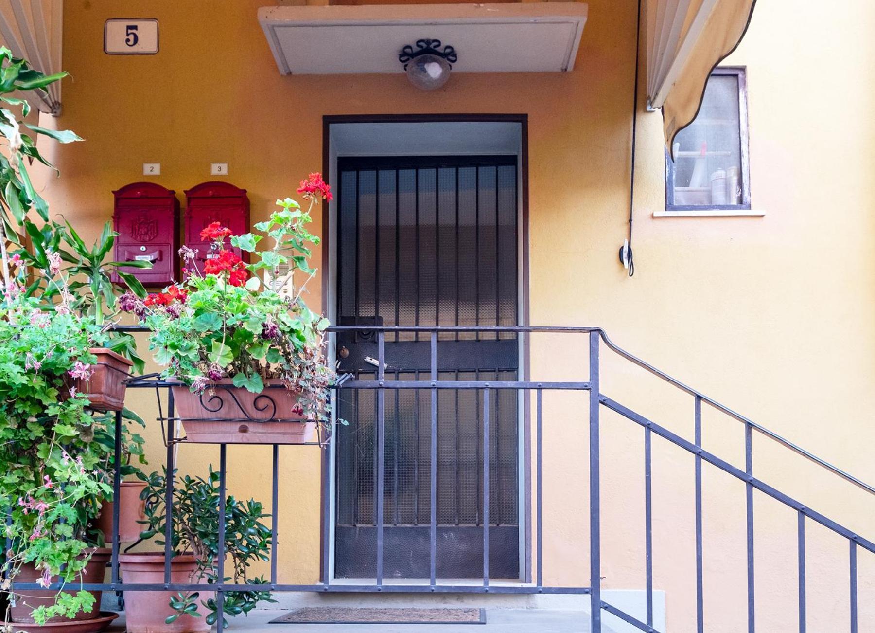 Elle Home: Comfort E Comodo Al Centro Bologna Luaran gambar